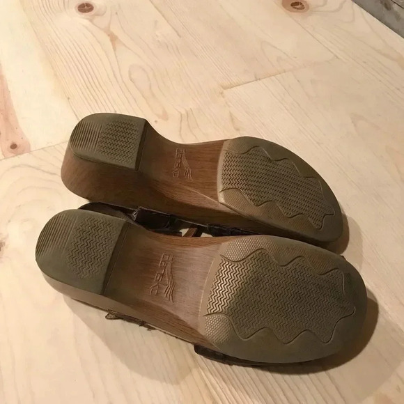 Dansko leather clog  - Picture 5 of 7